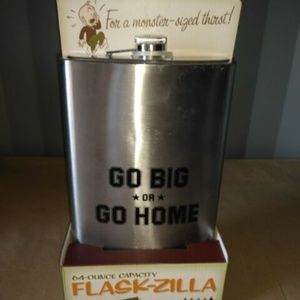 Wemco Flask-Zilla Jumbo (64oz) Novelty - NWT